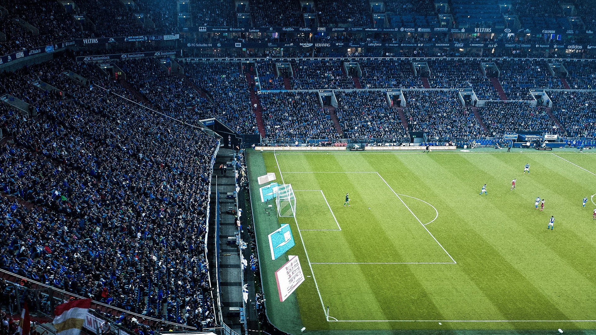 开云体育-哈兰德的影响力也扩展到了球队的训练与文化建设，哈兰德个人能力