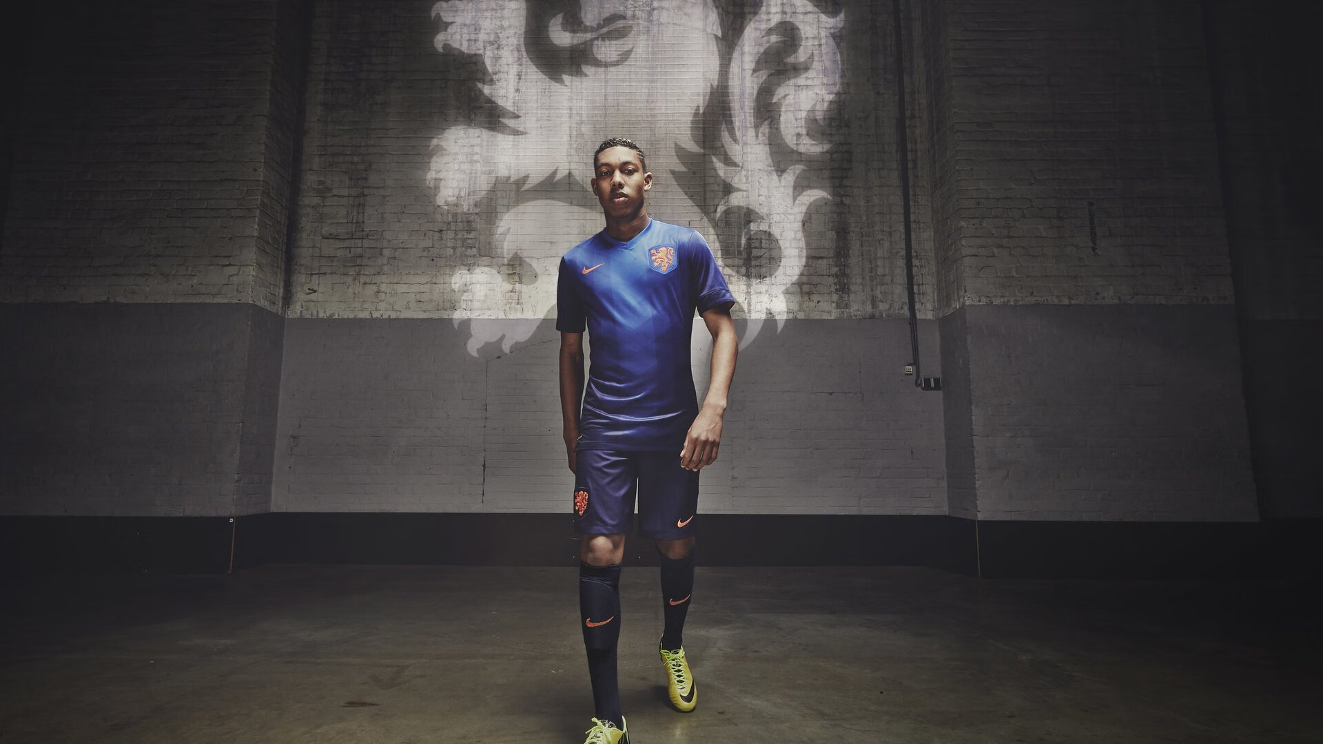 开云·体育全站登录地址-“胡利安·门德斯：阿根廷美洲狮队的新兴力量，未来闪耀”